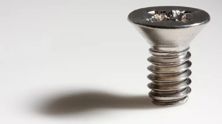 Should You Use Nails Or Screws On A Wooden Fence? (Solved!)